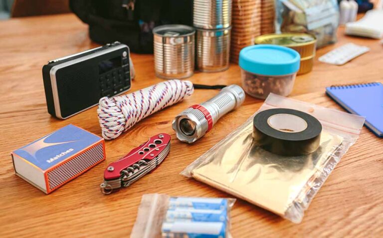 5 Gifts for UK Preppers That Will Arrive Before Christmas!